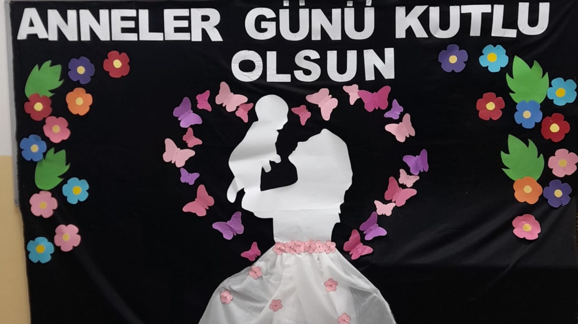 ANNELER GÜNÜ